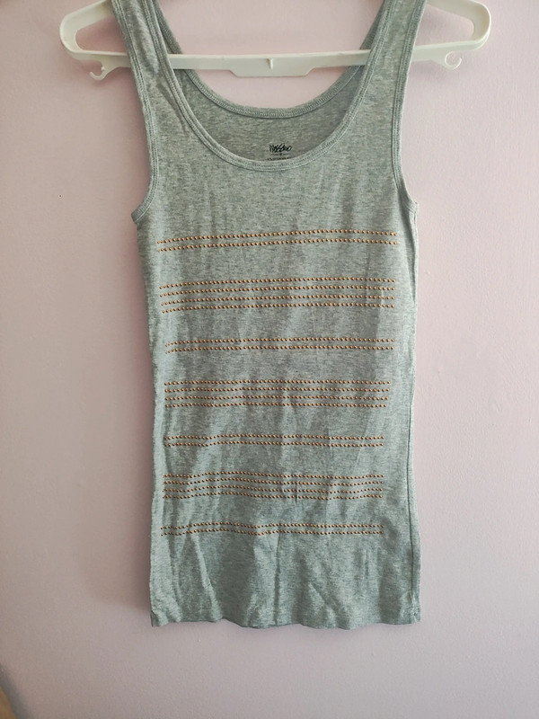 Mossimo gray gold embellished tank top 1