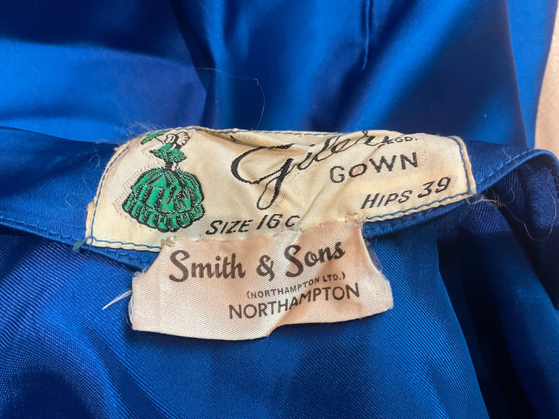 Genuine 1950’s hand made Smith & Sons ball gown  5