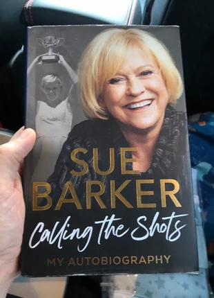Sue Barker, Calling the shots, Autobiography, condition: Very good, £20.00, £21.70 includes Buyer Protection