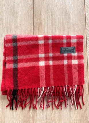 Écharpe Burberry Rouge Vif - Plaid Rouge Noir Blanc - Franges - 100% Laine, marca: Burberry, estado: Muy bueno, 28,00 €, 30,10 € Protección al comprador incluida