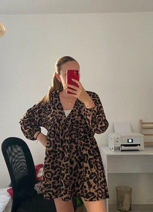 robe manche longue léopard, marca: Boutique Parisienne, estado: Muito bom, tamanho: S / 36 / 8, €5.00, €5.95 inclui Proteção do Comprador