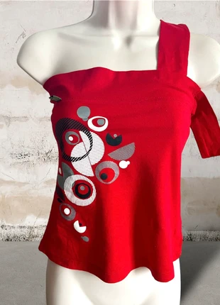 Top rouge épaules dénudées, merk: Pygmees, staat: Heel goed, maat: XS / 34 / 6, € 10,00, € 11,20 inclusief Kopersbescherming