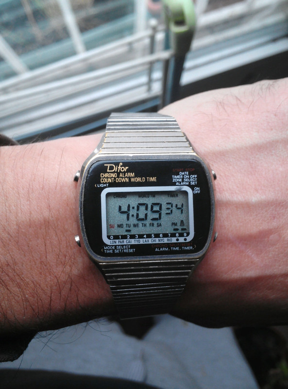 Montre rare Difor lcd