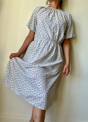 Robe longue évasée motif ancien fleurs Vintage flower pattern long dress M L 38 40 blanc bleu violet, marca: Vintage Dressing, estado: Muito bom, tamanho: M / 38 / 10, €8.00, €9.10 inclui Proteção do Comprador Pro