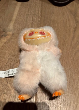 Labubu knuffel licht roze, merk: POPMART, staat: Heel goed, maat: Universeel, € 5,00, € 5,95 inclusief Kopersbescherming