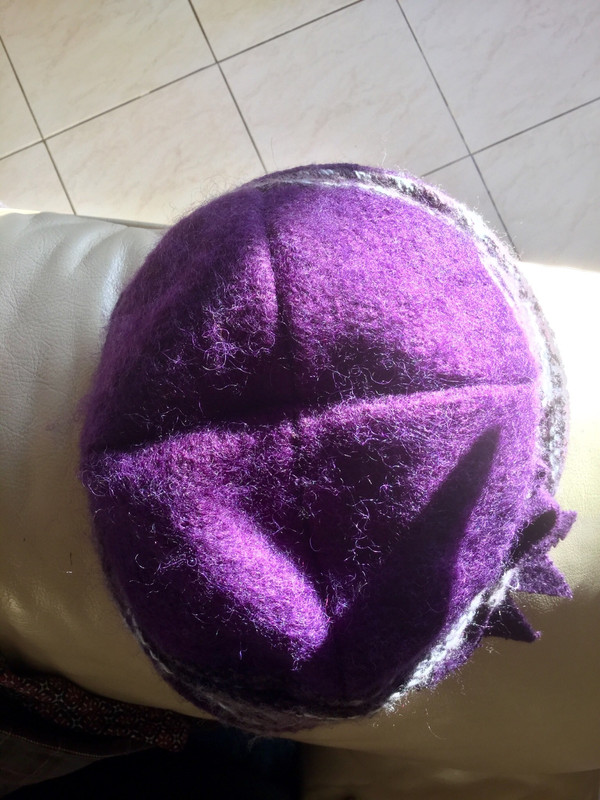 Chapeau laine violet et chamarré. T56. Neuf🎁 5