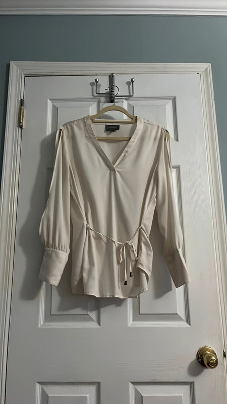 August 1 Eight Cream Open Sleeve Top 1