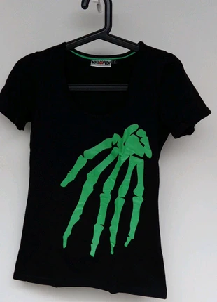 Tshirt halloween phosphorescent , staat: Nieuw zonder prijskaartje, maat: M / 38 / 10, € 1,00, € 1,75 inclusief Kopersbescherming