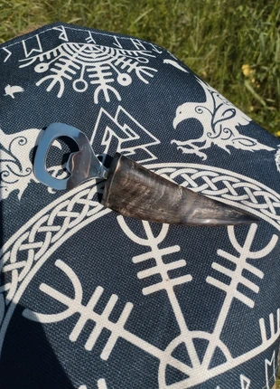 Décapsuleur Viking En Corne De Buffle Skoll Banquet Guerrier Viking, merk: Viking, staat: Heel goed, € 14,90, € 16,35 inclusief Kopersbescherming