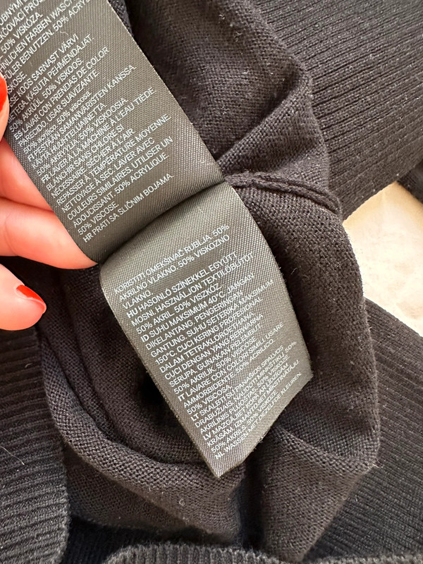 H&M Pullover dünn mit Ausschnitt 5