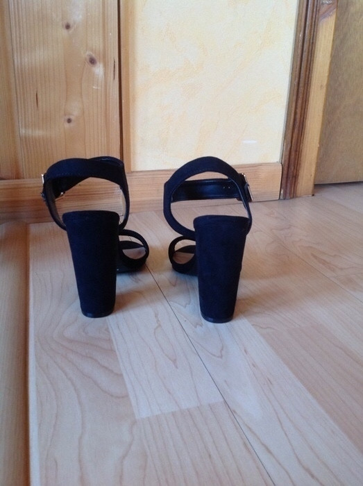 Sandales talons épais Primark 3