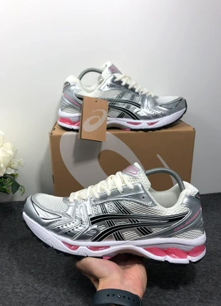 ASICS Gel Kayano 14 silver/white/pink taille 44, marca: Asics, estado: Nuevo con etiquetas, tamaño: 44, 90,00 €, 95,20 € Protección al comprador incluida