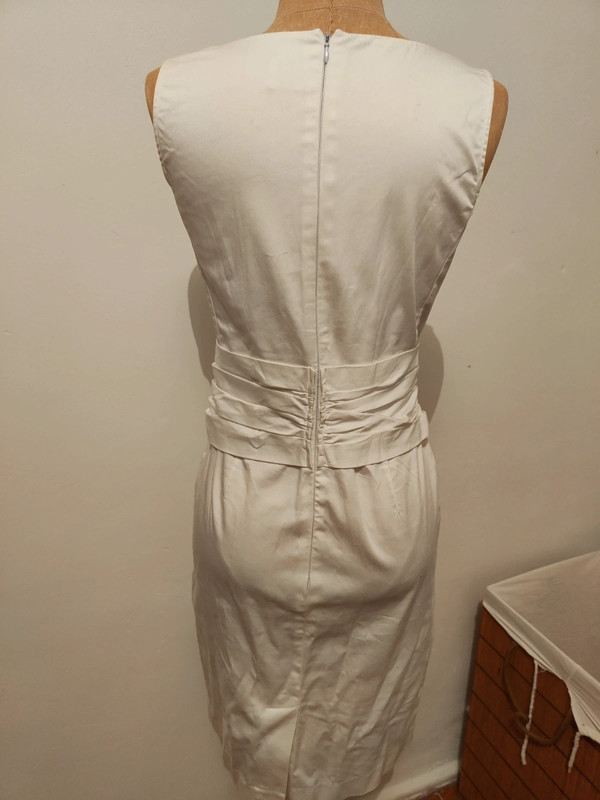 Robe d'été blanche 3