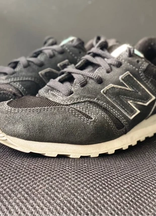 New balance 373 en 39 couleur noir, marque: New Balance, état: Bon état, taille: 39, 7,00 €, 8,05 € Protection acheteurs incluse