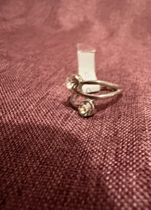 Bague avec 2 pierres, zustand: Gut, größe: 64.7 mm / 20.6 mm Ø, 2,00 €, 2,80 € inklusive Vinted-Käuferschutz