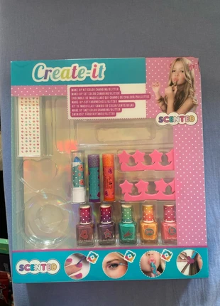 Create it make up kit voor kinderen, merk: create it, staat: Heel goed, maat: Prematuur, tot 44 cm, € 3,00, € 3,85 inclusief Kopersbescherming
