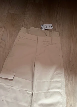 Pantalon large cargo beige neuf Zara, marque: Zara, état: Neuf avec étiquette, taille: S / 36 / 8, 15,00 €, 16,45 € Protection acheteurs incluse