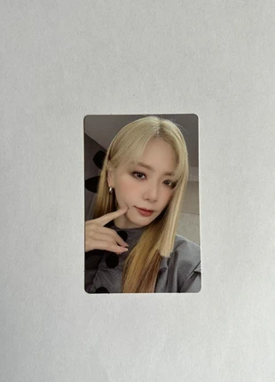 Jiu apocalypse save us limited photocard, condition: Very good, €10.00, €11.20 includes Buyer Protection