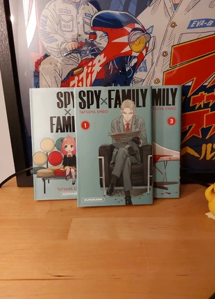 Lot Spy Family, staat: Heel goed, € 12,00, € 13,30 inclusief Kopersbescherming