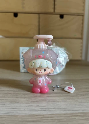 Zzoton x finding unicorn - Bubble bath, marque: Finding Unicorn, état: Neuf sans étiquette, 12,00 €, 13,30 € Protection acheteurs incluse