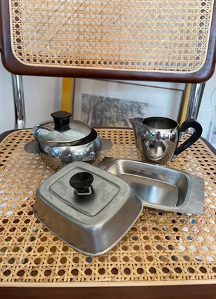 Ensemble vintage 70’s inox – beurrier, sucrier & pot à lait, merk: Vintage, staat: Heel goed, € 15,00, € 16,45 inclusief Kopersbescherming