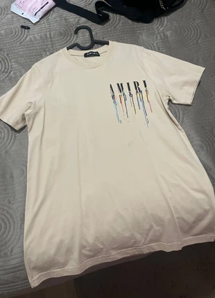 T-shirt amiri, merk: Amiri, staat: Goed, maat: M, € 8,00, € 9,10 inclusief Kopersbescherming