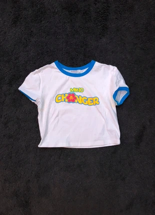 Witte Top met Blauwe banden, merk: Bershka, staat: Heel goed, maat: M / 38 / 10, € 6,00, € 7,00 inclusief Kopersbescherming