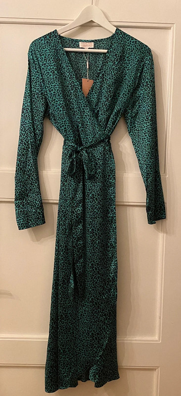 Green leopard sales print dress silkfred