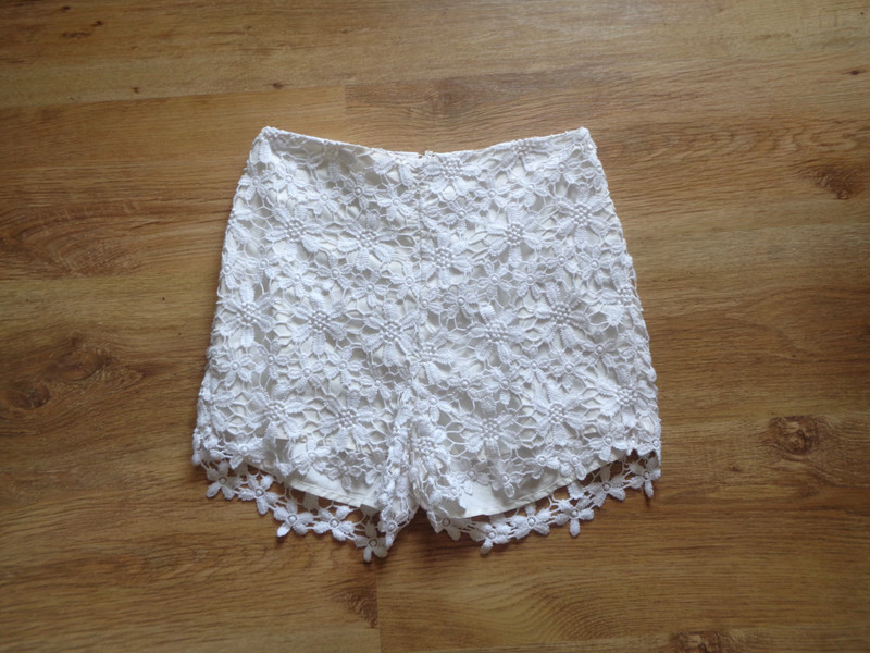 Hollister shorts, white broderie anglais over white lining,size 5