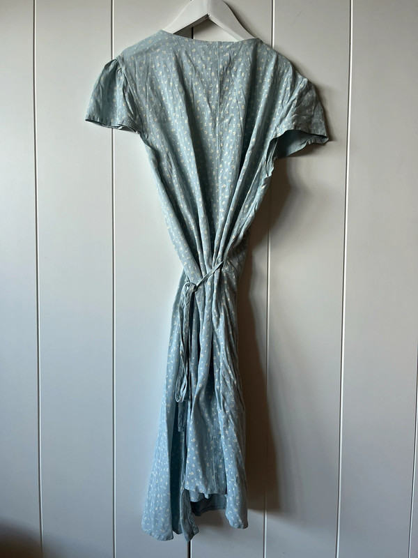 Brandy Melville wrap dress