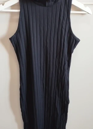 Vestido negro ceñido sin mangas de color negro, marque: Local, état: Neuf sans étiquette, taille: S / 36 / 8, 4,00 €, 4,90 € Protection acheteurs incluse