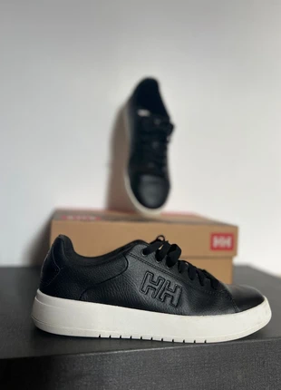 Basket homme noire Helly Hansen, marca: Helly Hansen, estado: Muito bom, tamanho: 41, €42.00, €44.80 inclui Proteção do Comprador