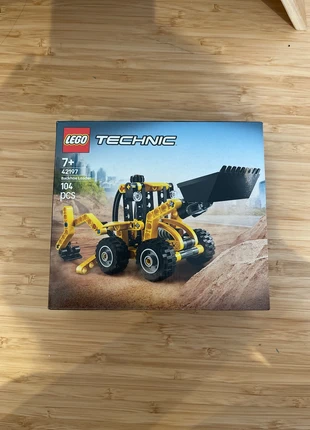 Lego Technic 42197 - tractopelle - 7+ - 104pcs, brand: LEGO, condition: New with tags, size: 7 years / 122 cm, €10.00, €11.20 includes Buyer Protection