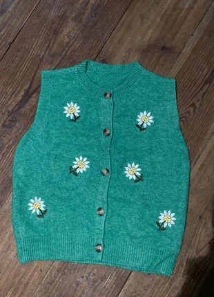 Toffe retrolook giletje🎀, staat: Heel goed, maat: M / 38 / 10, € 29,00, € 31,15 inclusief Kopersbescherming