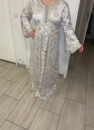 Caftan T38, merk: ORIENT, staat: Heel goed, maat: M / 38 / 10, € 90,00, € 95,20 inclusief Kopersbescherming