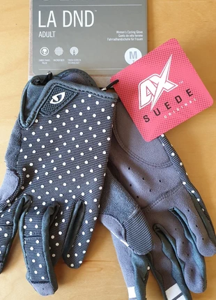New Giro La DND woman's cycling gloves, brand: Giro, condition: New with tags, size: 7, £10.00, £11.20 includes Buyer Protection