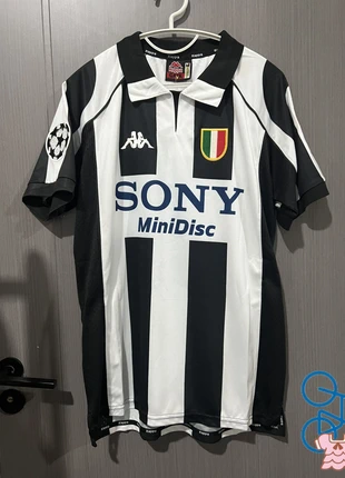 Juventus Away Retro Zidane 21 Shirt Jersey L, brand: Zidane, condition: Very good, size: L, £25.04, £26.99 includes Buyer Protection