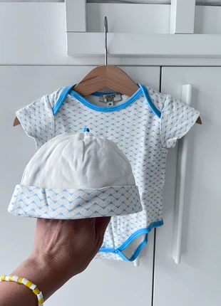 Set body + cappellino Armani Baby 3 mesi, marke: Armani Baby, zustand: Sehr gut, größe: 1-3 Monate / 56, 15,00 €, 16,45 € inklusive Vinted-Käuferschutz
