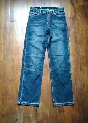 Jules / Jean Overdyed Coupe Droite, marke: Jules, zustand: Sehr gut, größe: M, 5,00 €, 5,95 € inklusive Vinted-Käuferschutz