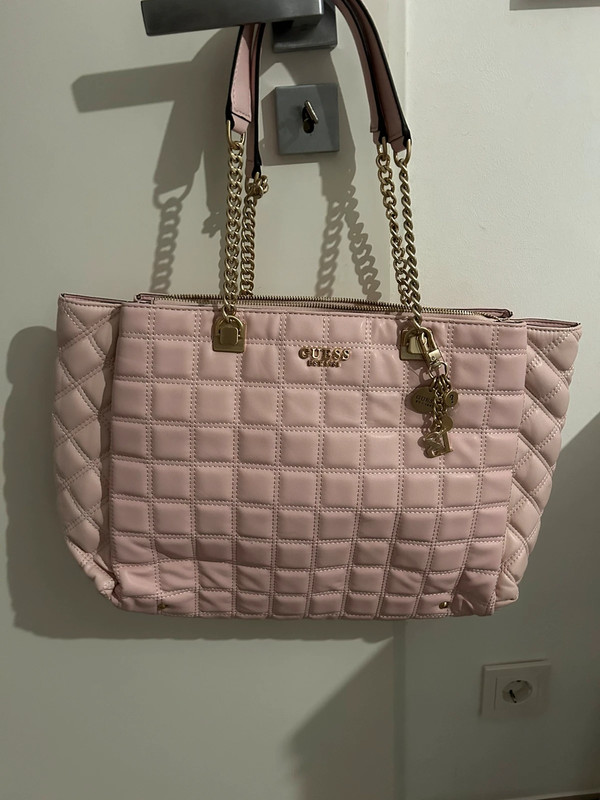 Guess Bag 1