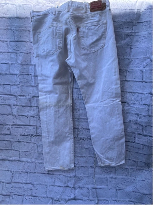 Men's Vintage Levi’s Jeans, Size 38x32, White 1