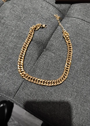 Chunky gold necklace, brand: Accessories, condition: Very good, £3.00, £3.85 includes Buyer Protection