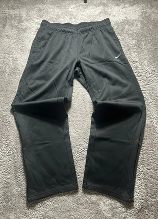 Trackpants Nike Therma fit Homme Noir vintage Jambe réglable - taille XL, marque: Nike, état: Bon état, taille: XL, 9,00 €, 10,15 € Protection acheteurs incluse