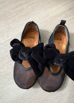 Ballerinas, merk: H&M, staat: Nieuw met prijskaartje, maat: 23, € 8,00, € 9,10 inclusief Kopersbescherming