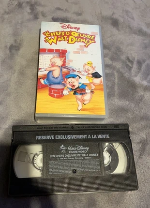Cassette vidéo les chefs d’œuvres de Walt Disney , état: Très bon état, 2,00 €, 2,80 € Protection acheteurs incluse