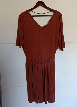 Vestido Verão Manga Curta Decote V Castanho L Lefties, marca: Lefties, estado: Muito bom, tamanho: L / 40 / 12, €5.50, €6.48 inclui Proteção do Comprador