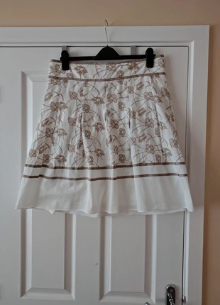 Summer skirt, brand: Laura Ashley, condition: Very good, size: XL / 14, £2.00, £2.80 includes Buyer Protection