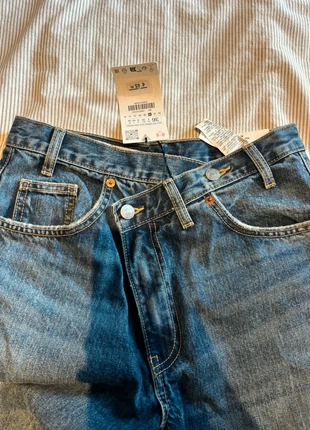 Jean Zara, merk: Zara, staat: Nieuw met prijskaartje, maat: S / 36 / 8, € 20,00, € 21,70 inclusief Kopersbescherming