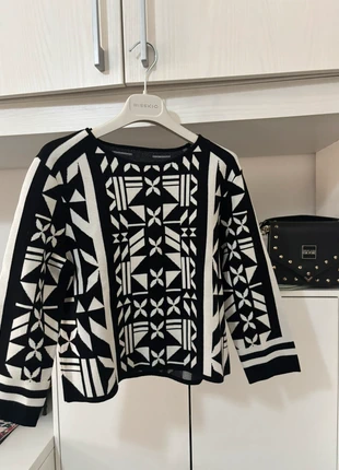 Maglione invernale cin fantasia geometriche, marca: H&M, estado: Muito bom, tamanho: M / 38 / 10, €10.00, €11.20 inclui Proteção do Comprador