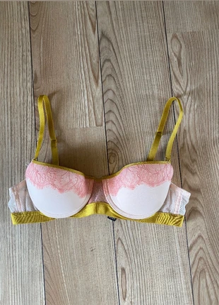 Soutien-gorge, marke: Undiz, zustand: Sehr gut, größe: 75A & AA, 2,00 €, 2,80 € inklusive Vinted-Käuferschutz